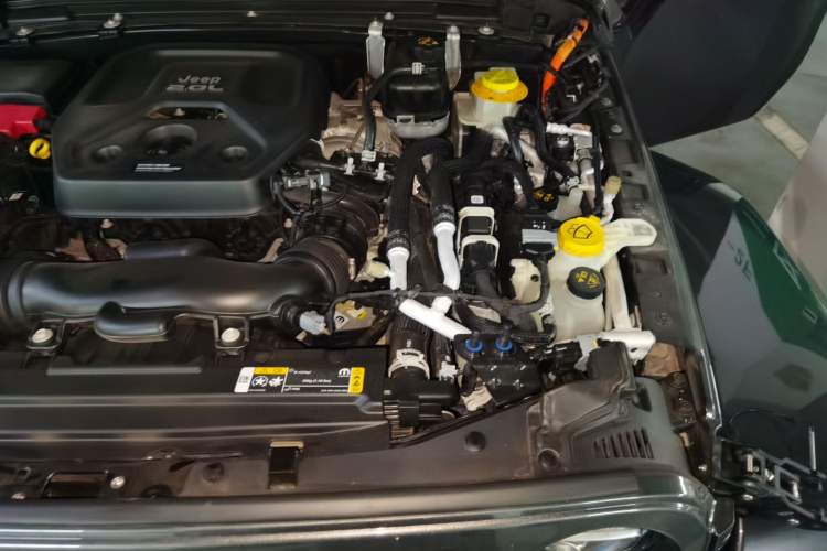 Used Jeep Wrangler New Energy 2021 Four-Door 2.0T 4xe Sahara Engine Bay Left