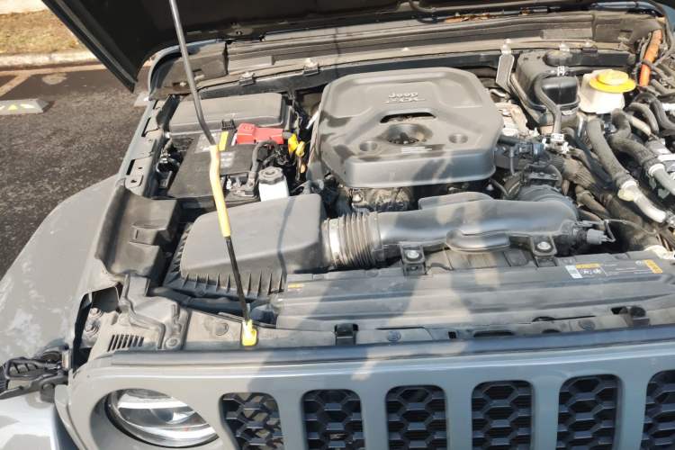 Used Jeep Wrangler New Energy 2021 Four-Door 2.0T 4xe Sahara Engine Bay Right