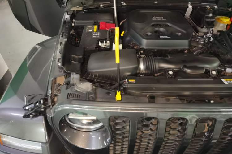 Used Jeep Wrangler New Energy 2021 Four-Door 2.0T 4xe Sahara Engine Bay Right
