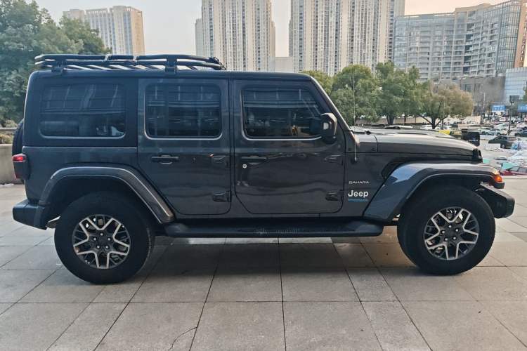 Used Jeep Wrangler New Energy 2021 Four-Door 2.0T 4xe Sahara Exterior 3