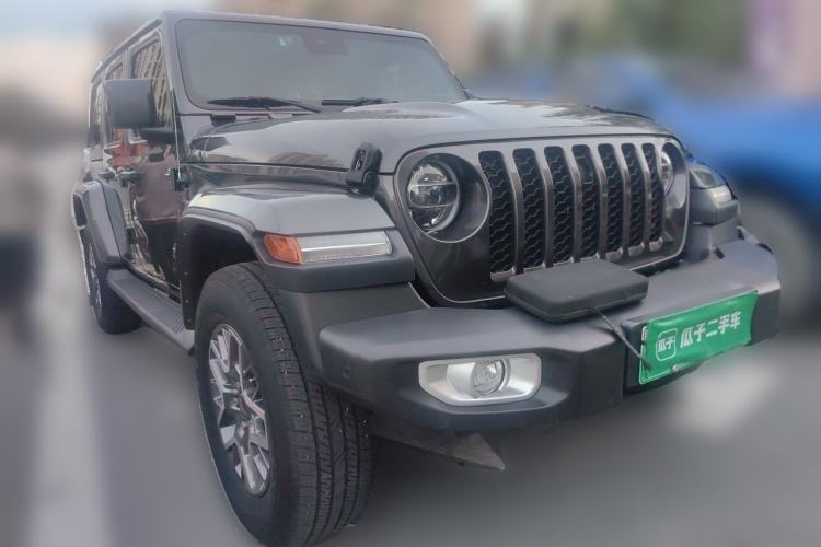 Used Jeep Wrangler New Energy 2021 Four-Door 2.0T 4xe Sahara Front Right 45 Deg