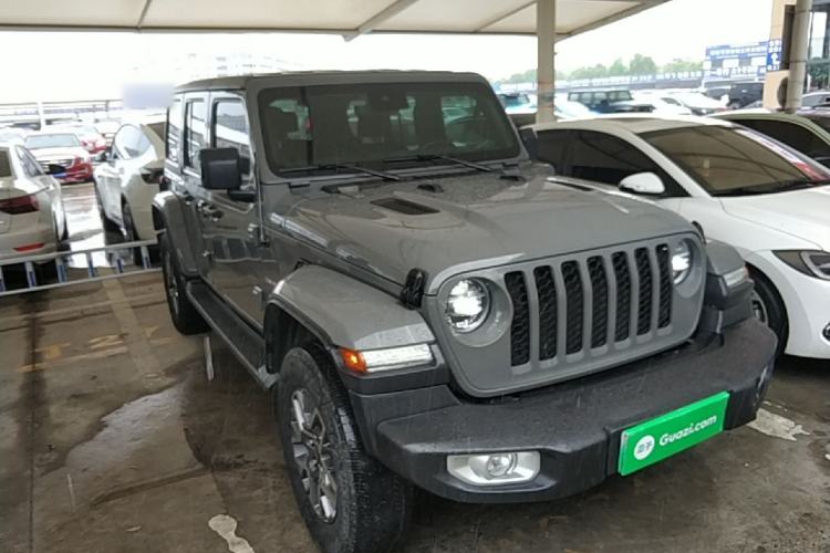 Used Jeep Wrangler New Energy 2021 Four-Door 2.0T 4xe Sahara Front Right 45 Deg