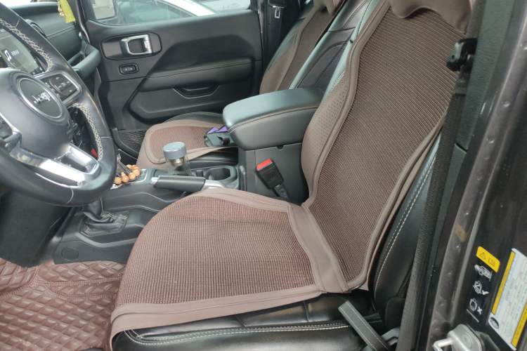 Used Jeep Wrangler New Energy 2021 Four-Door 2.0T 4xe Sahara Left Front Seat
