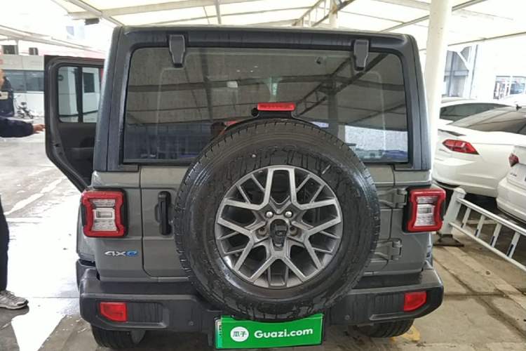 Used Jeep Wrangler New Energy 2021 Four-Door 2.0T 4xe Sahara Rear