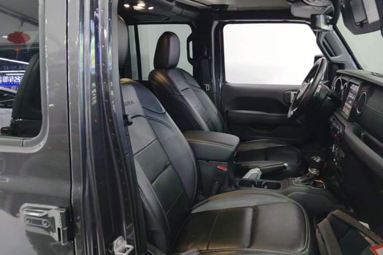 Used Jeep Wrangler New Energy 2021 Four-Door 2.0T 4xe Sahara First Edition Right Front Seat