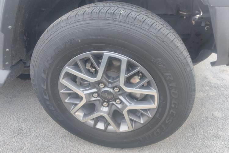Used Jeep Wrangler New Energy 2021 Four-Door 2.0T 4xe Sahara Right Front Wheel Hub