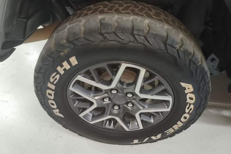 Used Jeep Wrangler New Energy 2021 Four-Door 2.0T 4xe Sahara First Edition Right Rear Wheel Hub