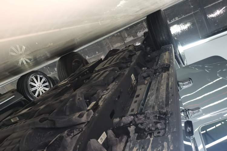 Used Jeep Wrangler New Energy 2021 Four-Door 2.0T 4xe Sahara Right Side Sill