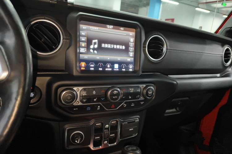 Used Jeep Wrangler New Energy 2021 Four-Door 2.0T 4xe Sahara First Edition Audio And AC Panel