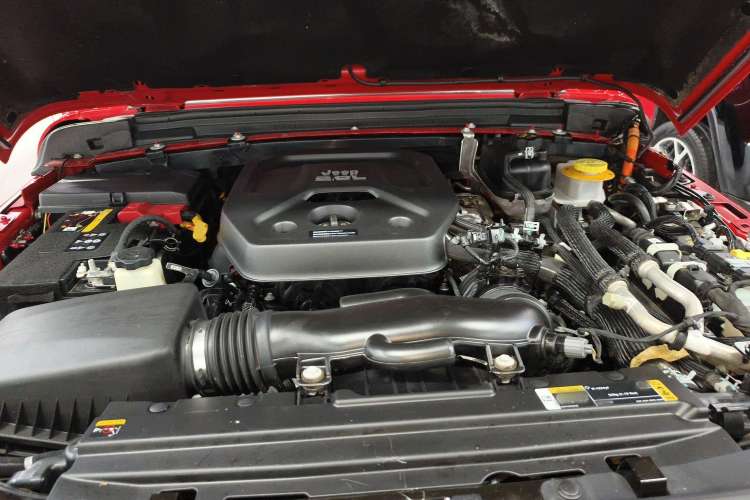 Used Jeep Wrangler New Energy 2021 Four-Door 2.0T 4xe Sahara First Edition Engine Bay