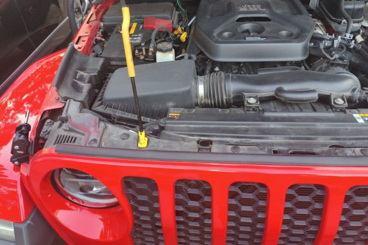 Used Jeep Wrangler New Energy 2021 Four-Door 2.0T 4xe Sahara Engine Bay Right