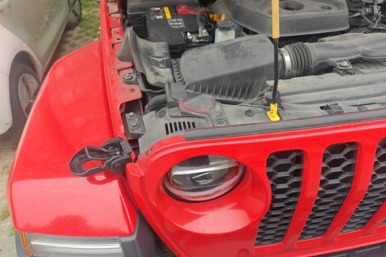 Used Jeep Wrangler New Energy 2021 Four-Door 2.0T 4xe Sahara Engine Bay Right