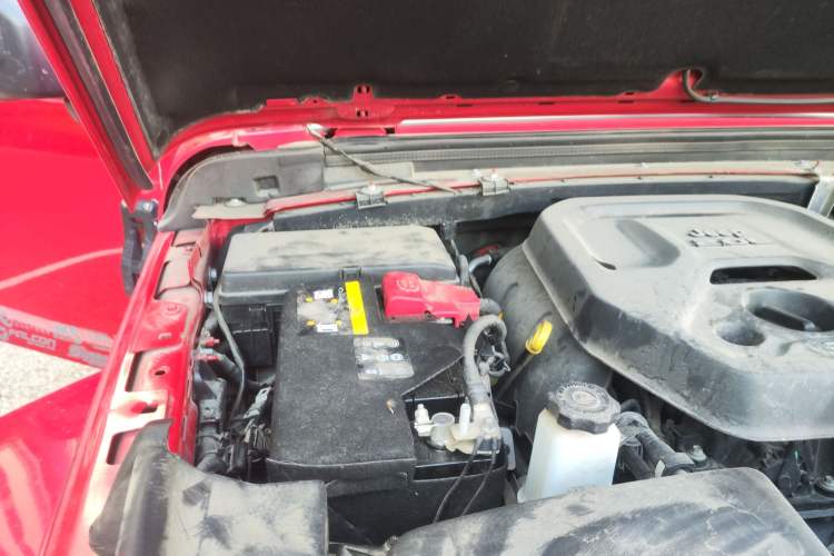 Used Jeep Wrangler New Energy 2021 Four-Door 2.0T 4xe Sahara Engine Bay Right