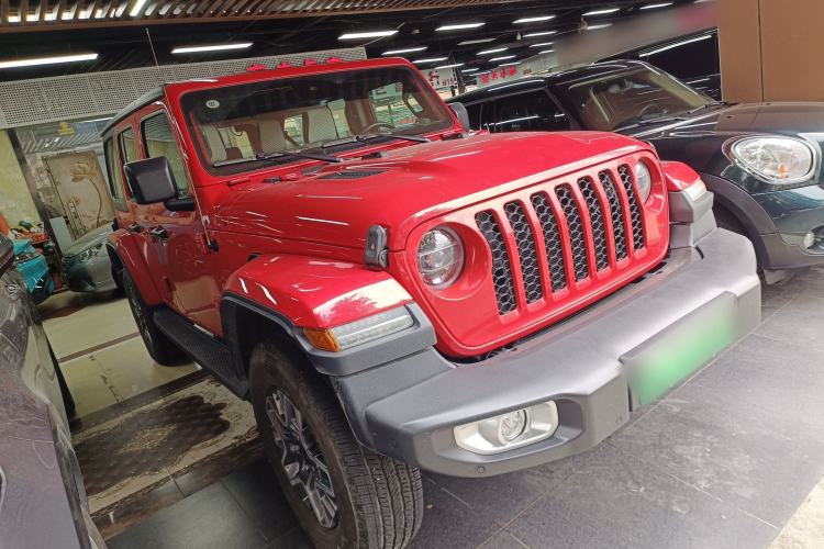 Used Jeep Wrangler New Energy 2021 Four-Door 2.0T 4xe Sahara Front Right 45 Deg