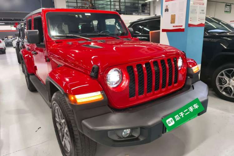Used Jeep Wrangler New Energy 2021 Four-Door 2.0T 4xe Sahara First Edition Front Right 45 Deg