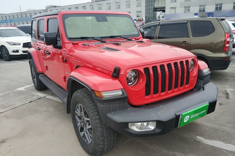 Used Jeep Wrangler New Energy 2021 Four-Door 2.0T 4xe Sahara Front Right 45 Deg