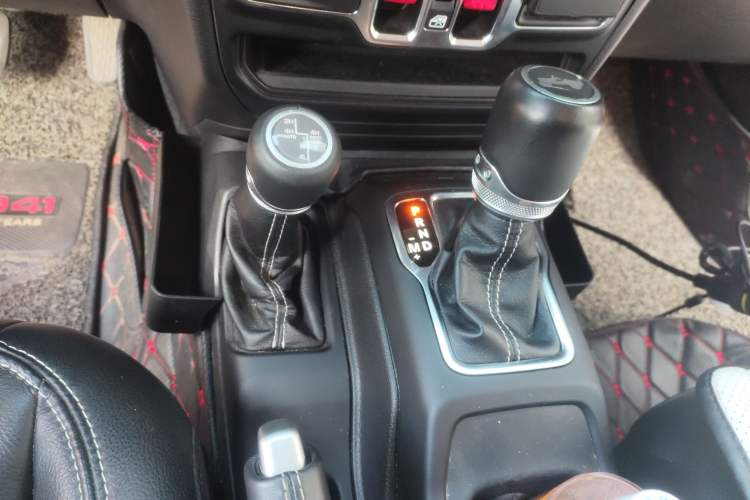 Used Jeep Wrangler New Energy 2021 Four-Door 2.0T 4xe Sahara Gear Lever