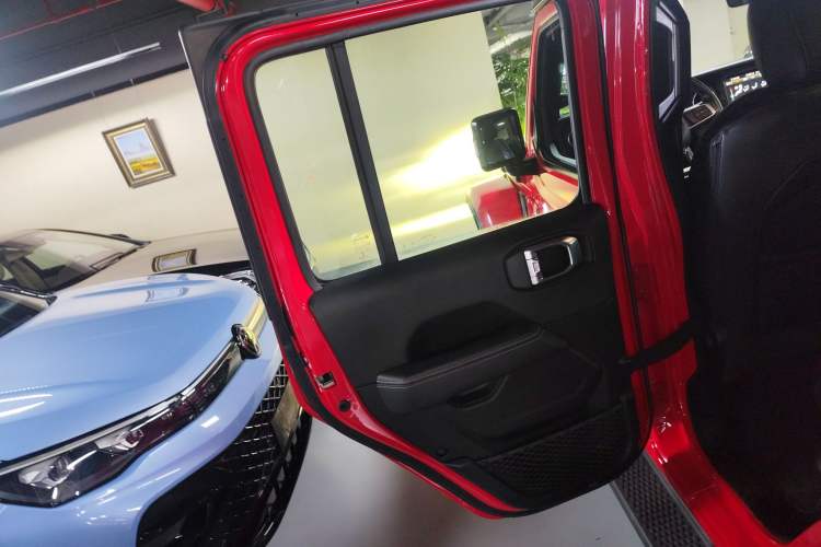 Used Jeep Wrangler New Energy 2021 Four-Door 2.0T 4xe Sahara First Edition Interior 8
