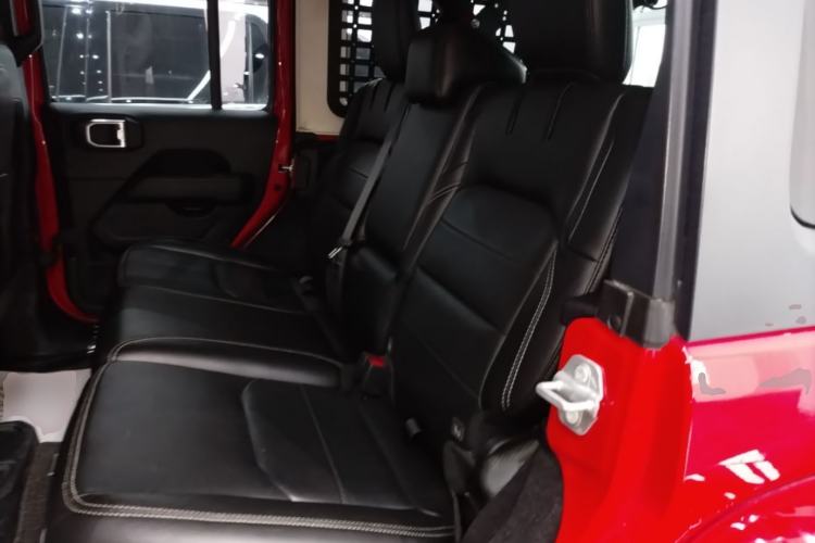Used Jeep Wrangler New Energy 2021 Four-Door 2.0T 4xe Sahara Left Rear Seat