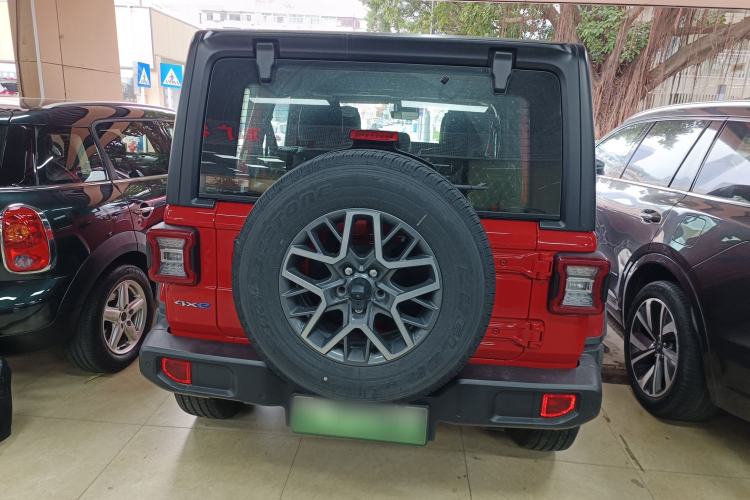 Used Jeep Wrangler New Energy 2021 Four-Door 2.0T 4xe Sahara Rear