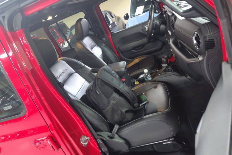 Used Jeep Wrangler New Energy 2021 Four-Door 2.0T 4xe Sahara First Edition Right Front Seat