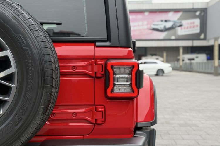 Used Jeep Wrangler New Energy 2021 Four-Door 2.0T 4xe Sahara First Edition Right Rear Taillight