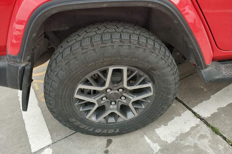 Used Jeep Wrangler New Energy 2021 Four-Door 2.0T 4xe Sahara Right Rear Wheel Hub