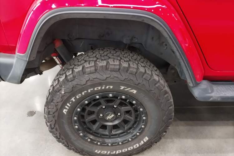 Used Jeep Wrangler New Energy 2021 Four-Door 2.0T 4xe Sahara Right Rear Wheel Hub