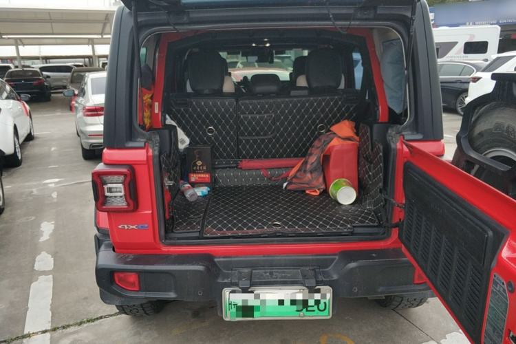Used Jeep Wrangler New Energy 2021 Four-Door 2.0T 4xe Sahara Trunk