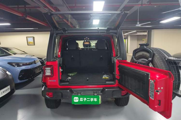 Used Jeep Wrangler New Energy 2021 Four-Door 2.0T 4xe Sahara First Edition Trunk