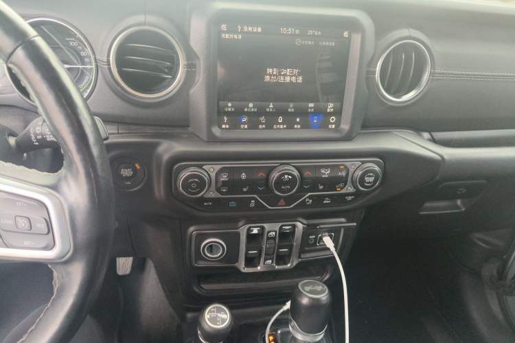 Used Jeep Wrangler New Energy 2021 Four-Door 2.0T 4xe Sahara First Edition Audio And AC Panel