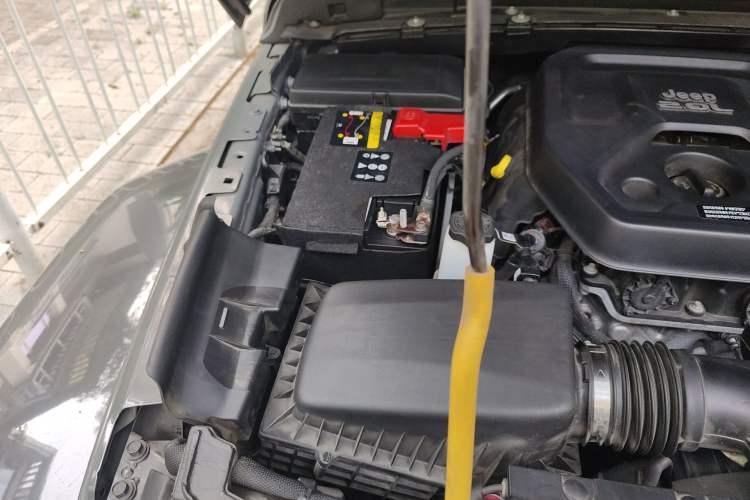 Used Jeep Wrangler New Energy 2021 Four-Door 2.0T 4xe Sahara Engine Bay Right