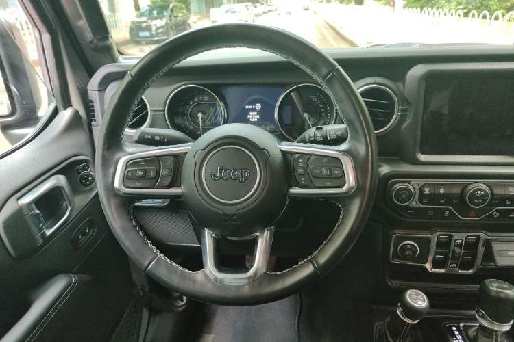 Used Jeep Wrangler New Energy 2021 Four-Door 2.0T 4xe Sahara Steering Wheel