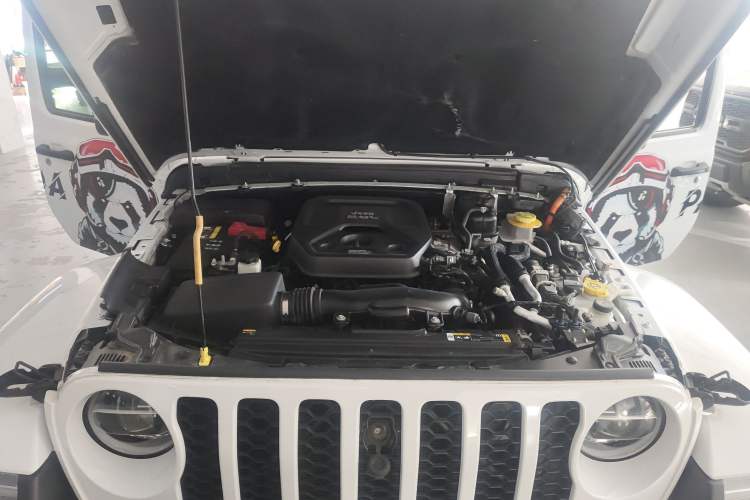 Used Jeep Wrangler New Energy 2021 Four-Door 2.0T 4xe Sahara Engine Bay