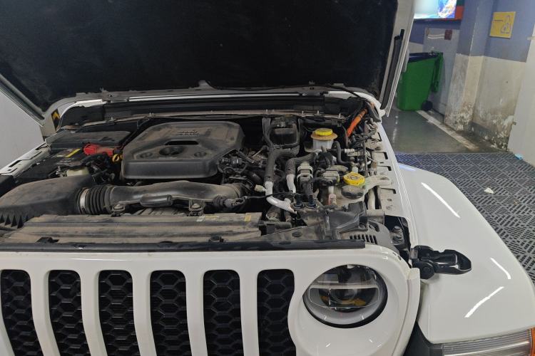 Used Jeep Wrangler New Energy 2021 Four-Door 2.0T 4xe Sahara Engine Bay Left