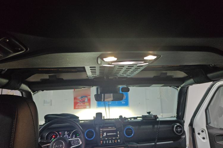 Used Jeep Wrangler New Energy 2021 Four-Door 2.0T 4xe Sahara Headliner