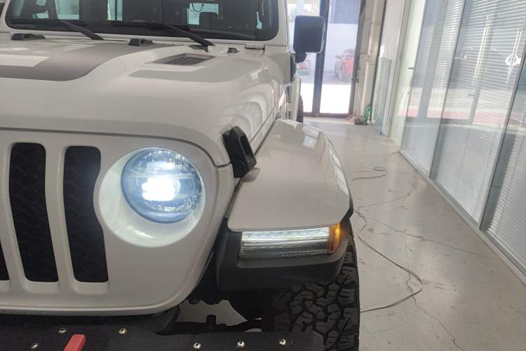 Used Jeep Wrangler New Energy 2021 Four-Door 2.0T 4xe Sahara Left Front Headlight