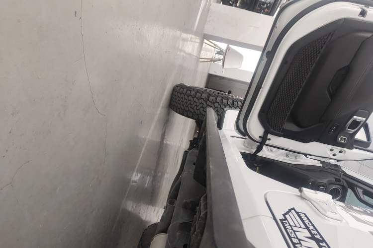 Used Jeep Wrangler New Energy 2021 Four-Door 2.0T 4xe Sahara Left Side Sill