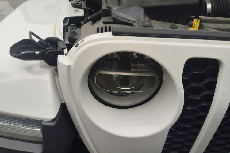 Used Jeep Wrangler New Energy 2021 Four-Door 2.0T 4xe Sahara First Edition Right Front Headlight