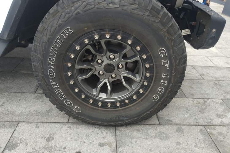 Used Jeep Wrangler New Energy 2021 Four-Door 2.0T 4xe Sahara First Edition Right Front Wheel Hub