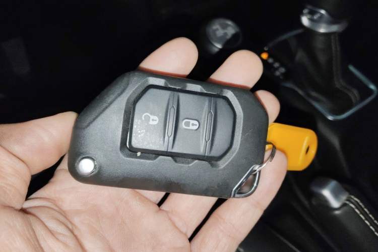 Used Jeep Wrangler New Energy 2021 Four-Door 2.0T 4xe Sahara Vehicle Key