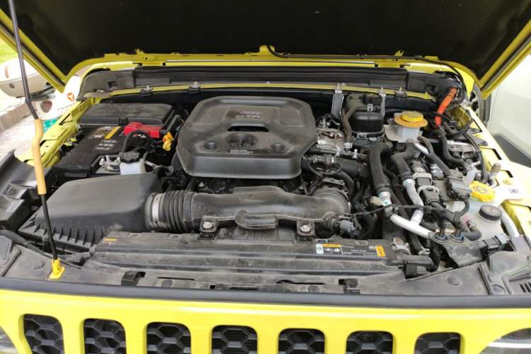 Used Jeep Wrangler New Energy 2022 Four-Door 2.0T 4xe Sahara Fluorescent Yellow Limited Edition Engine Bay