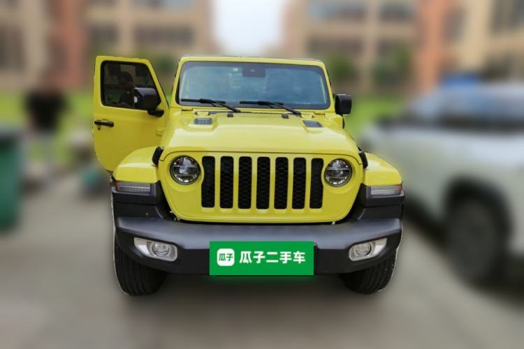 Used Jeep Wrangler New Energy 2022 Four-Door 2.0T 4xe Sahara Fluorescent Yellow Limited Edition Front