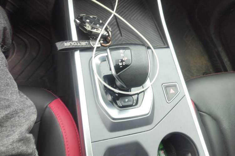 Used JETOUR Dashing 2024 1.5T DCT Starlight Shine Pro Edition Gear Lever