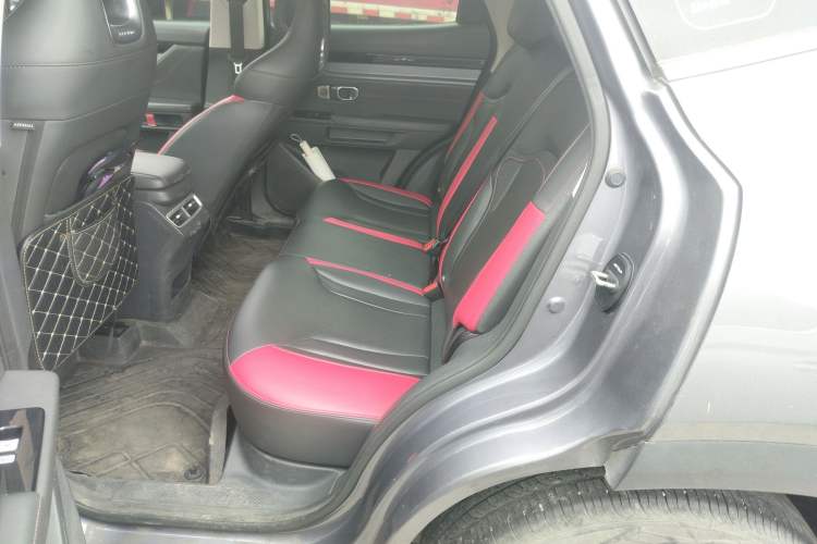 Used JETOUR Dashing 2024 1.5T DCT Starlight Shine Pro Edition Left Rear Seat