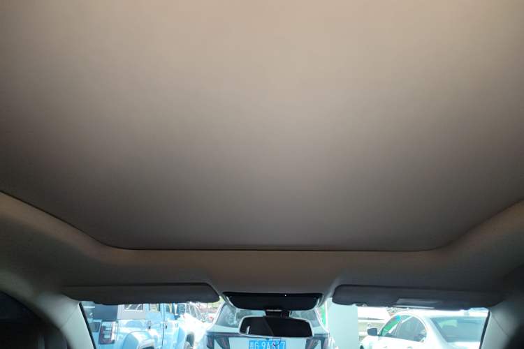 Used JETOUR Dashing 2025 1.5T DCT Youth UP Headliner