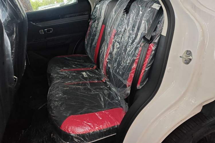 Used JETOUR Dashing 2025 1.5T DCT Beyond Edition Left Rear Seat