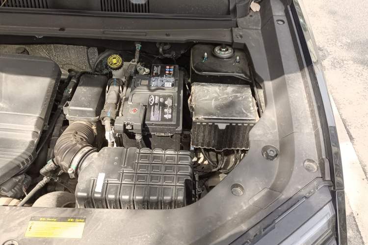 Used JETOUR Dashing 2022 1.6T DCT King MAX Engine Bay Left