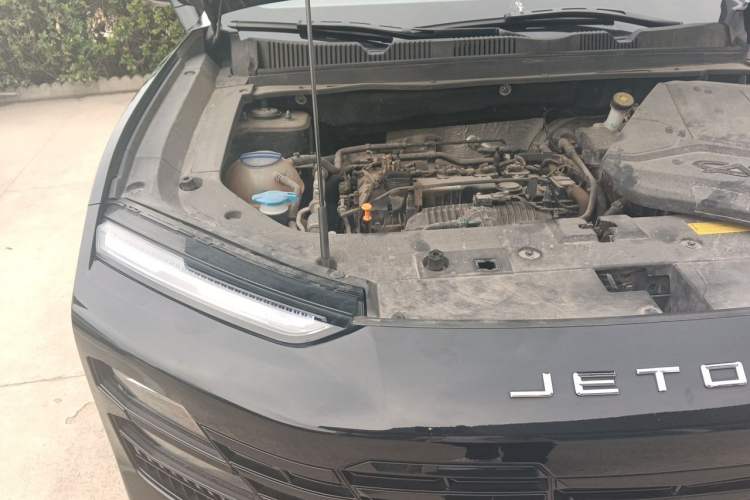 Used JETOUR Dashing 2022 1.6T DCT King MAX Engine Bay Right
