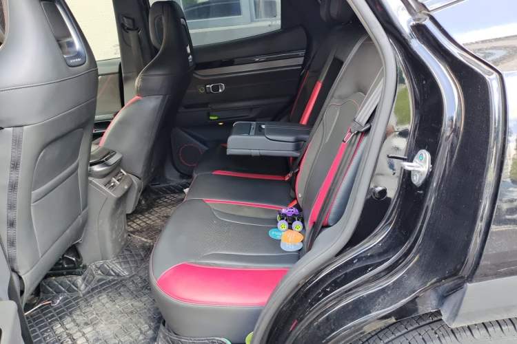 Used JETOUR Dashing 2022 1.6T DCT King PLUS Left Rear Seat